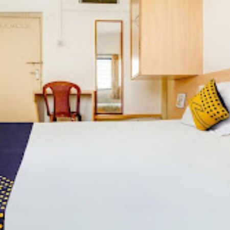 Hotel Rahi Nashik Esterno foto